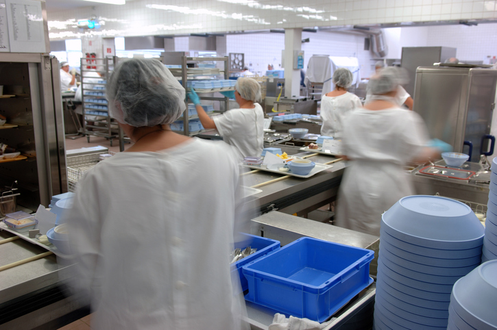 学校から病院まで～給食業界の社会的意義